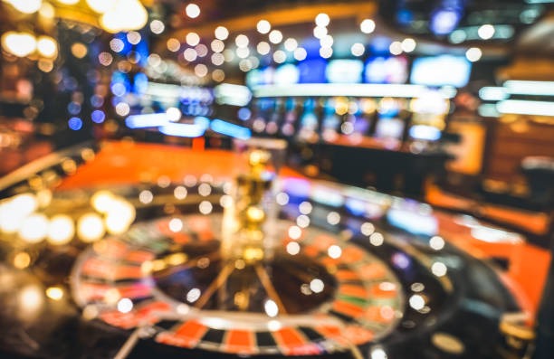 idcash888 platform interface showing sports, live-dealer, and slot game options
